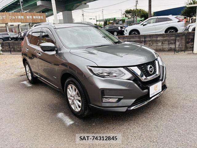Nissan X-TRAIL HYBRID 2017-07 7198728-16