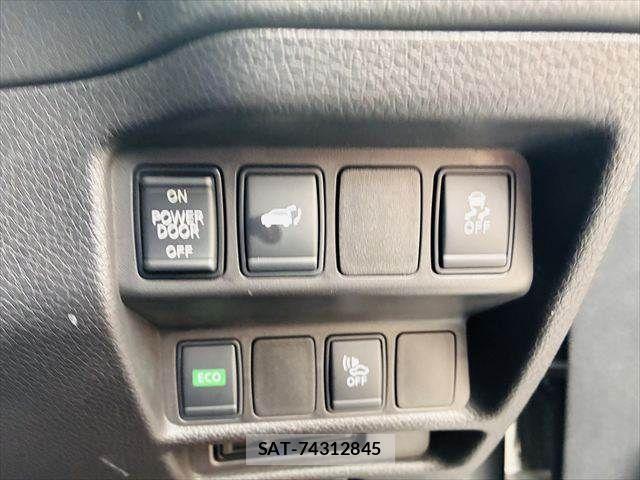 Nissan X-TRAIL HYBRID 2017-07 7198728-7