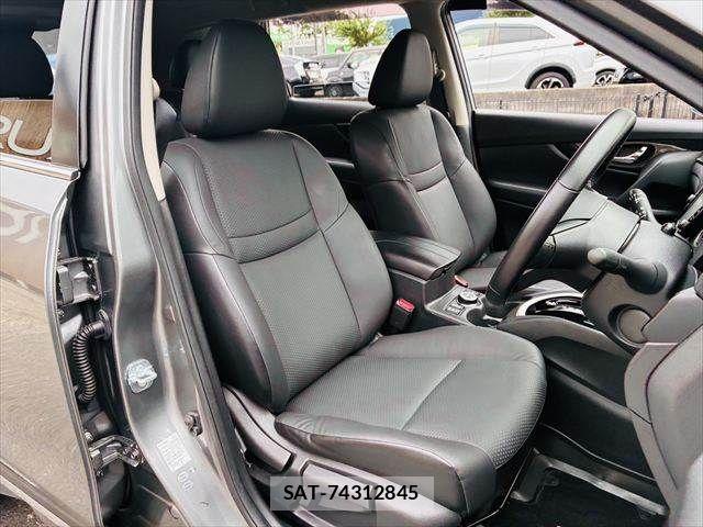 Nissan X-TRAIL HYBRID 2017-07 7198728-8