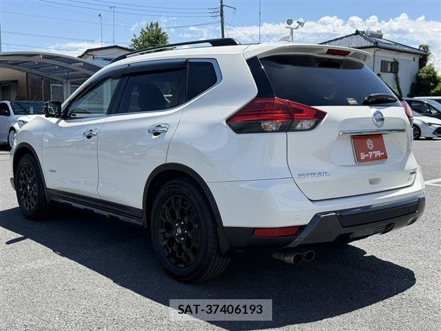 Nissan X-TRAIL HYBRID 2018-06 7227653-22