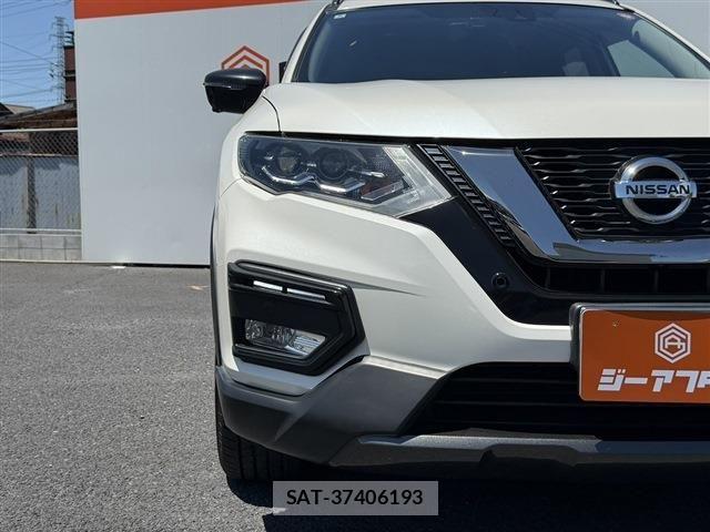 Nissan X-TRAIL HYBRID 2018-06 7227653-25