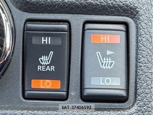 Nissan X-TRAIL HYBRID 2018-06 7227653-3