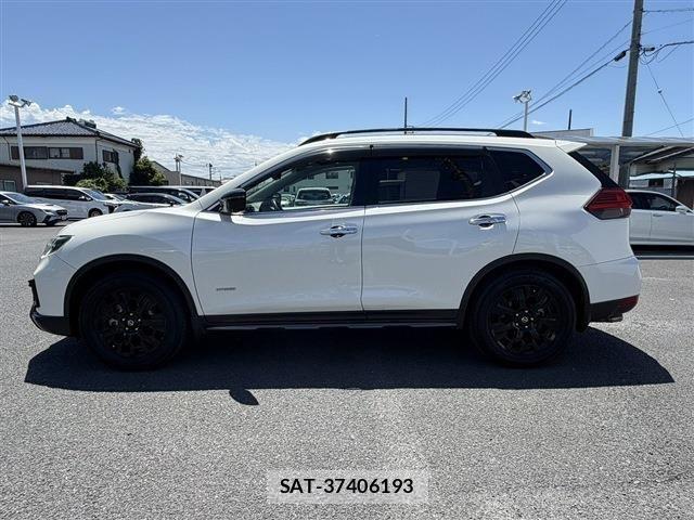 Nissan X-TRAIL HYBRID 2018-06 7227653-8