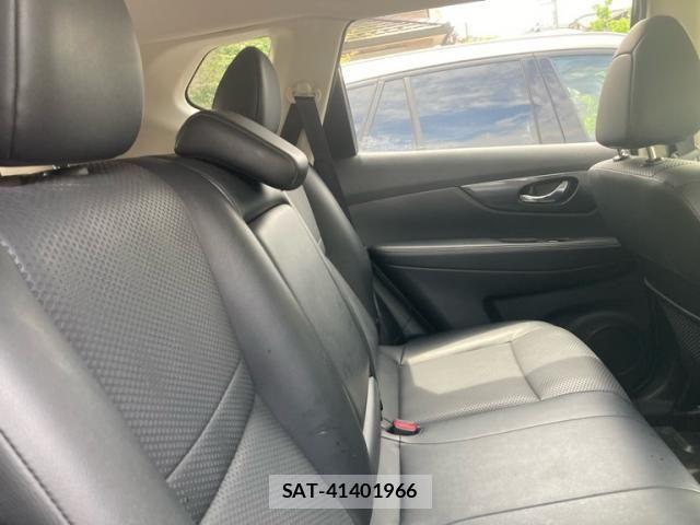 Nissan X-TRAIL HYBRID 2015-11 7227651-18