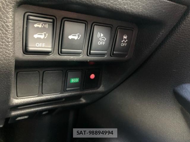Nissan X-TRAIL HYBRID 2016-07 7227654-20