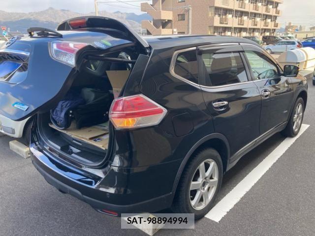 Nissan X-TRAIL HYBRID 2016-07 7227654-6