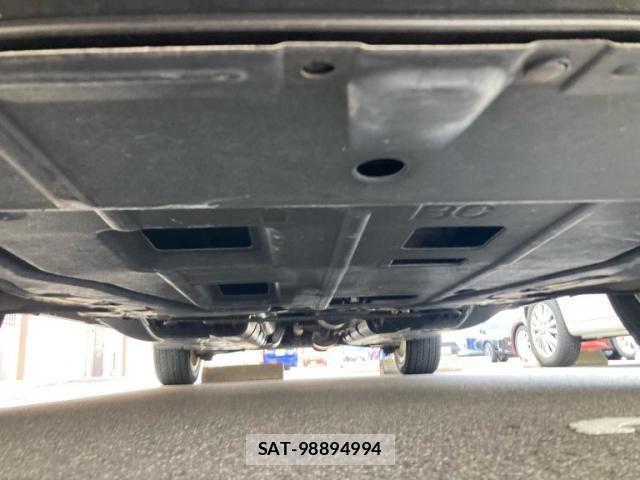 Nissan X-TRAIL HYBRID 2016-07 7227654-8