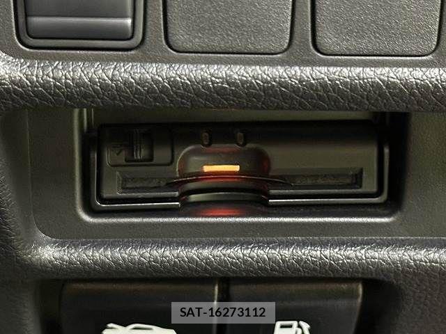 Nissan X-TRAIL HYBRID 2021-02 7227658-14