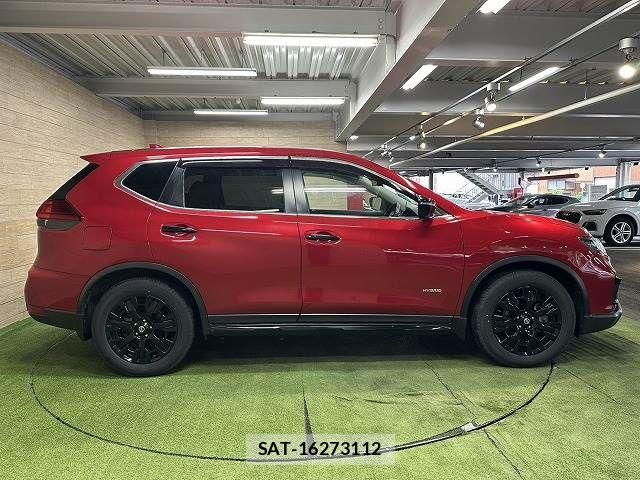 Nissan X-TRAIL HYBRID 2021-02 7227658-17