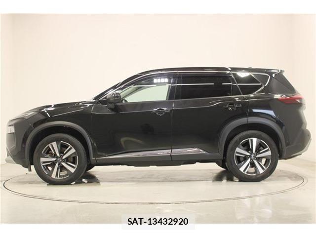 Nissan X-TRAIL HYBRID 2023-08 7227674-9