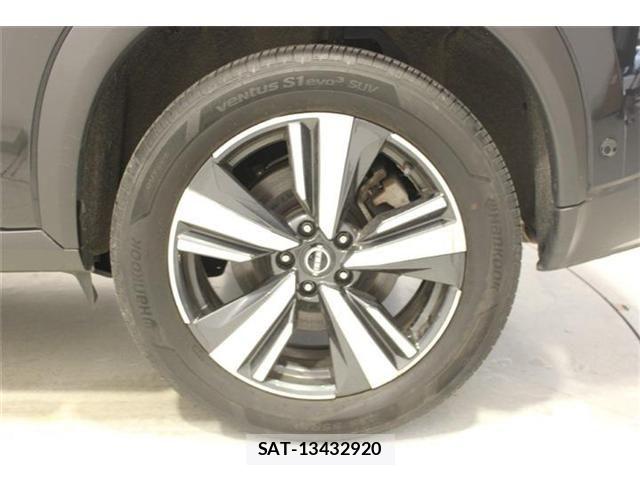 Nissan X-TRAIL HYBRID 2023-08 7227674-24