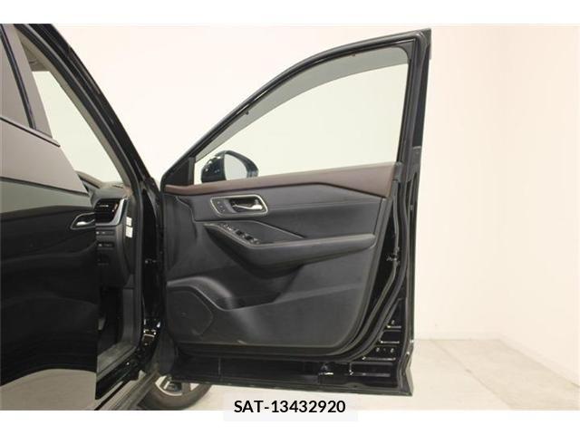Nissan X-TRAIL HYBRID 2023-08 7227674-29
