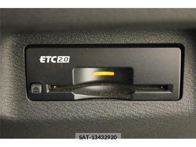 Nissan X-TRAIL HYBRID 2023-08 7227674-5