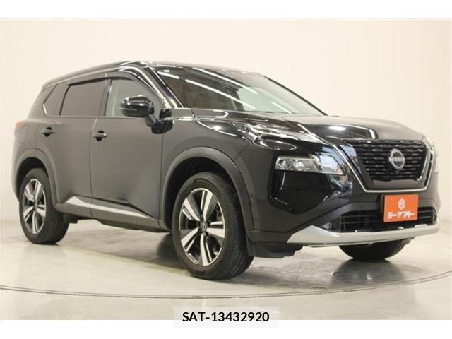 Nissan X-TRAIL HYBRID 2023-08 7227674-6