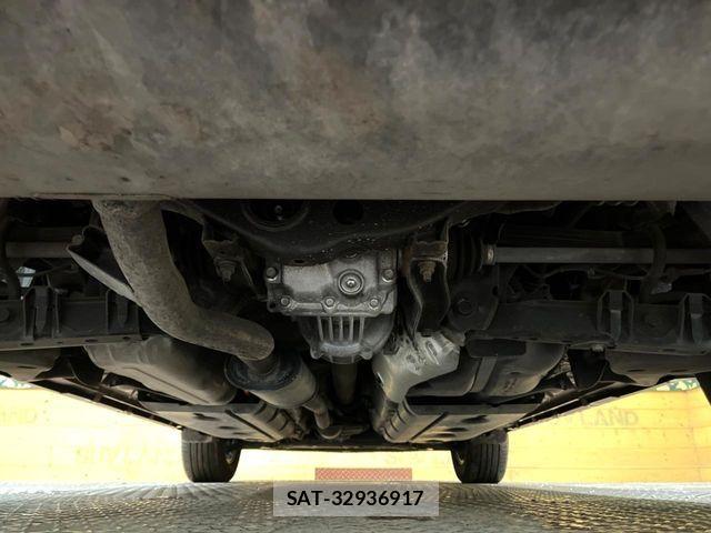 Nissan X-TRAIL HYBRID 2016-06 7227649-18