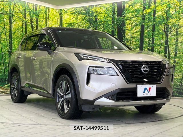 Nissan X-TRAIL HYBRID 2023-08 7227672-15