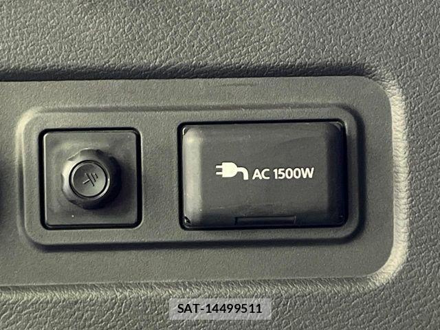 Nissan X-TRAIL HYBRID 2023-08 7227672-4