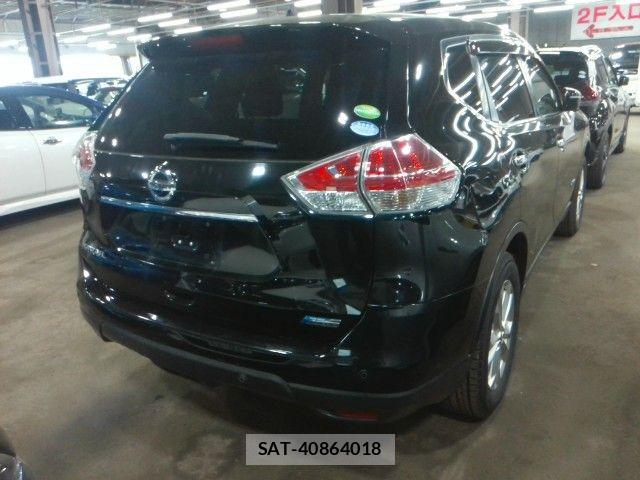 Nissan X-TRAIL HYBRID 2015-06 7227643-2