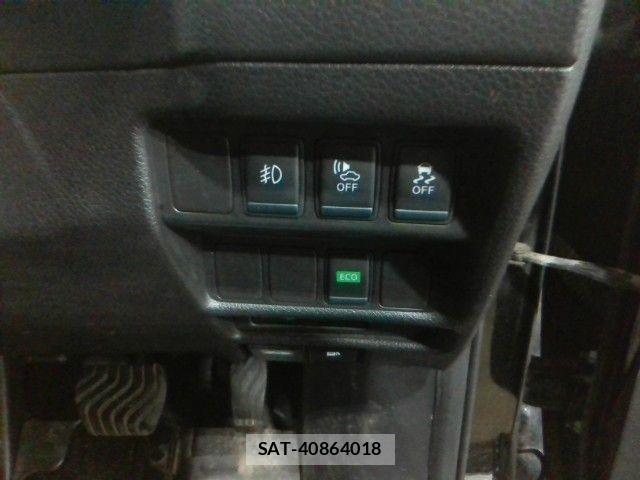 Nissan X-TRAIL HYBRID 2015-06 7227643-5