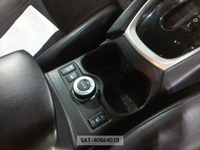 Nissan X-TRAIL HYBRID 2015-06 7227643-6