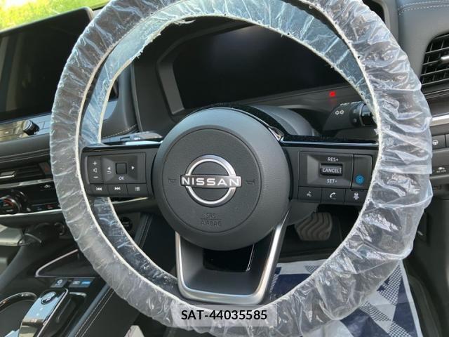 Nissan X-TRAIL HYBRID 2023-05 7227670-10