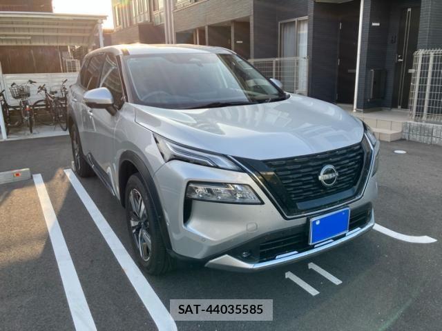 Nissan X-TRAIL HYBRID 2023-05 7227670-1