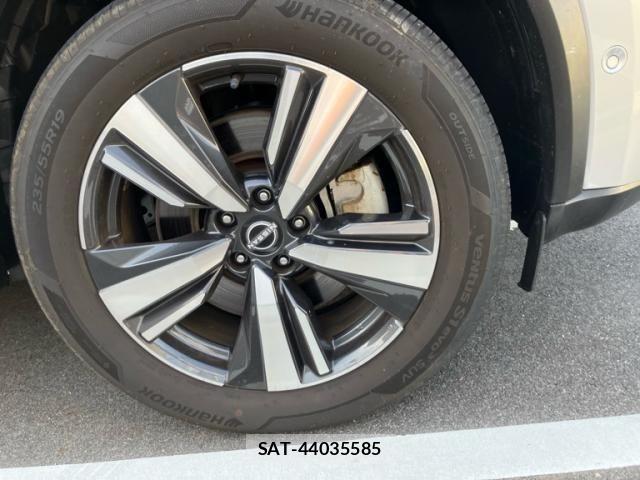 Nissan X-TRAIL HYBRID 2023-05 7227670-6