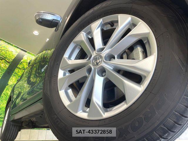Nissan X-TRAIL HYBRID 2015-07 7227647-12