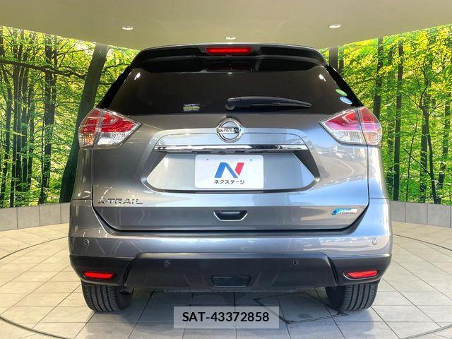 Nissan X-TRAIL HYBRID 2015-07 7227647-14