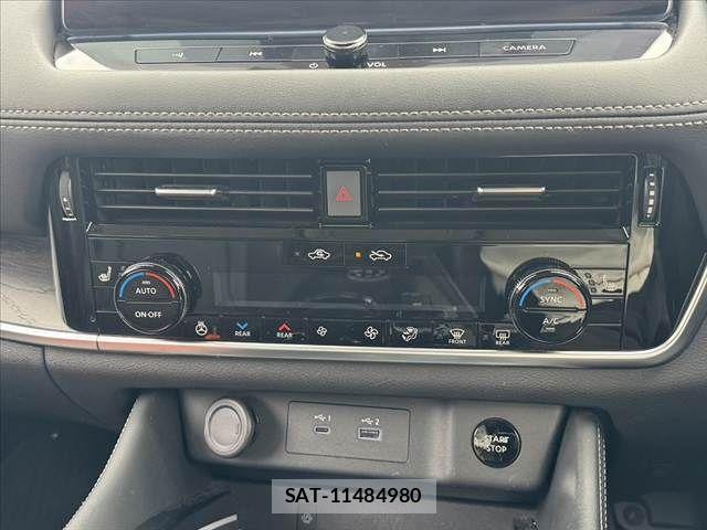 Nissan X-TRAIL HYBRID 2023-08 7227673-3