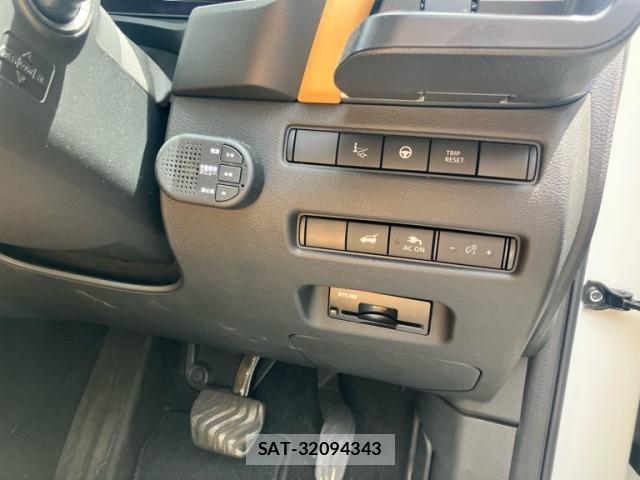 Nissan X-TRAIL HYBRID 2023-07 7227671-13