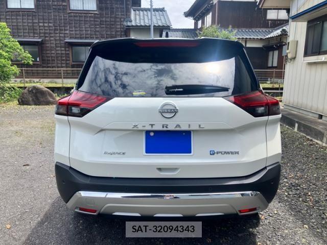 Nissan X-TRAIL HYBRID 2023-07 7227671-3