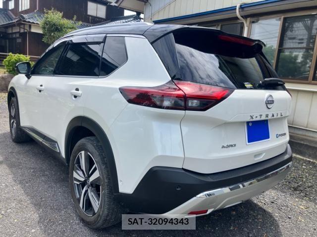 Nissan X-TRAIL HYBRID 2023-07 7227671-4