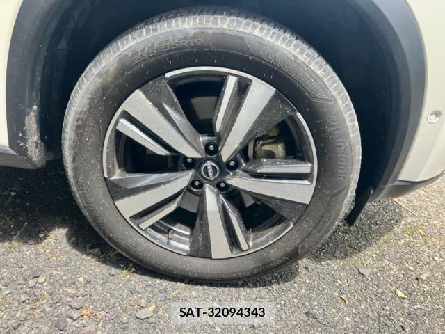 Nissan X-TRAIL HYBRID 2023-07 7227671-5