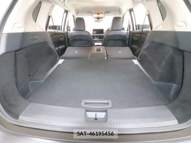 Nissan X-TRAIL HYBRID 2023-05 7227667-10