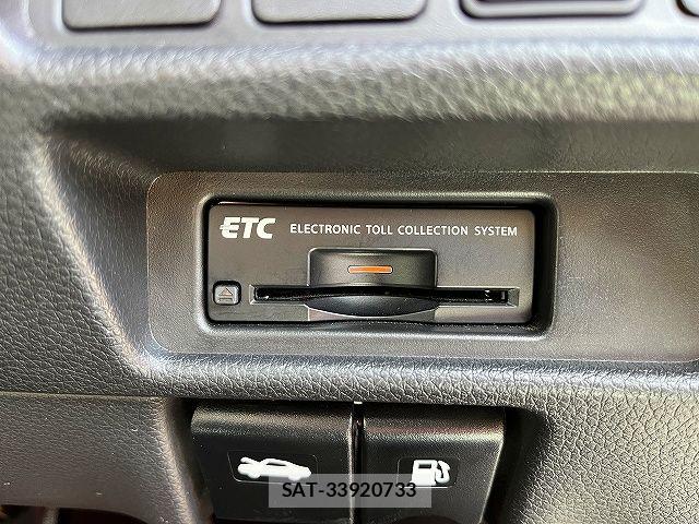 Nissan X-TRAIL HYBRID 2017-05 7252974-15