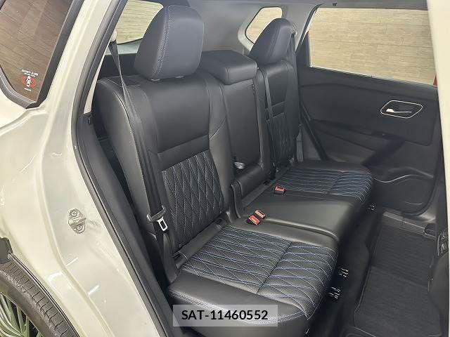 Nissan X-TRAIL HYBRID 2023-05 7252961-9