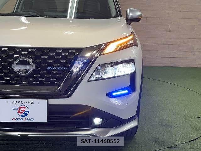 Nissan X-TRAIL HYBRID 2023-05 7252961-10