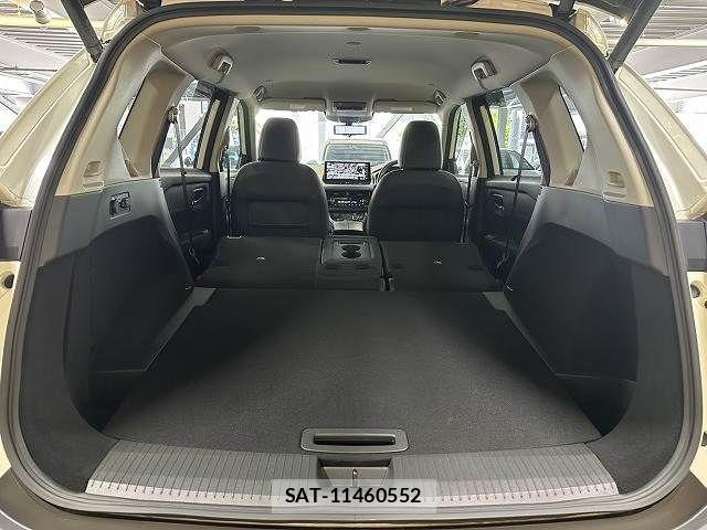 Nissan X-TRAIL HYBRID 2023-05 7252961-19