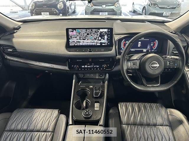 Nissan X-TRAIL HYBRID 2023-05 7252961-2