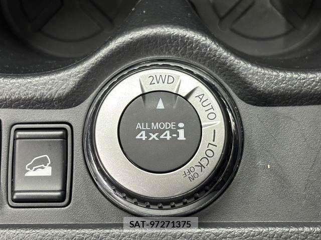 Nissan X-TRAIL HYBRID 2015-09 7252969-9