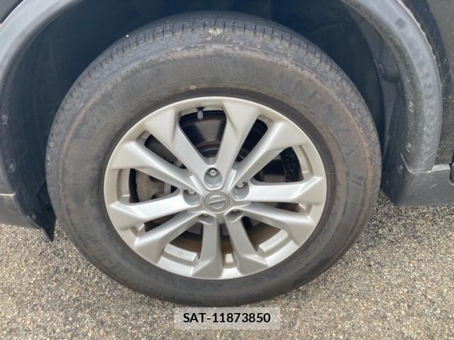 Nissan X-TRAIL HYBRID 2015-10 7331458-10