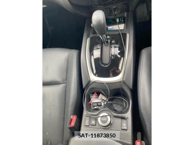 Nissan X-TRAIL HYBRID 2015-10 7331458-22
