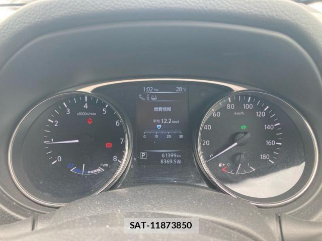 Nissan X-TRAIL HYBRID 2015-10 7331458-23