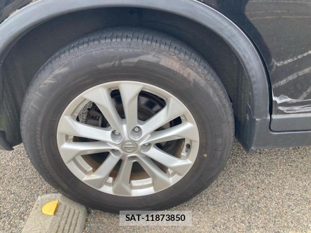 Nissan X-TRAIL HYBRID 2015-10 7331458-8