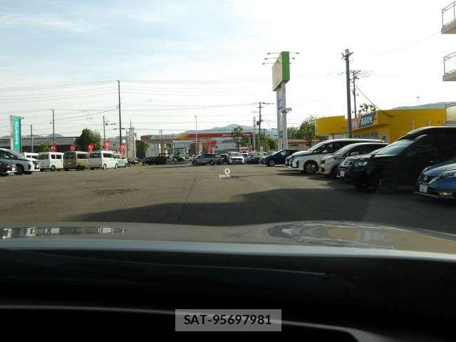 Nissan X-TRAIL HYBRID 2023-05 7331453-10