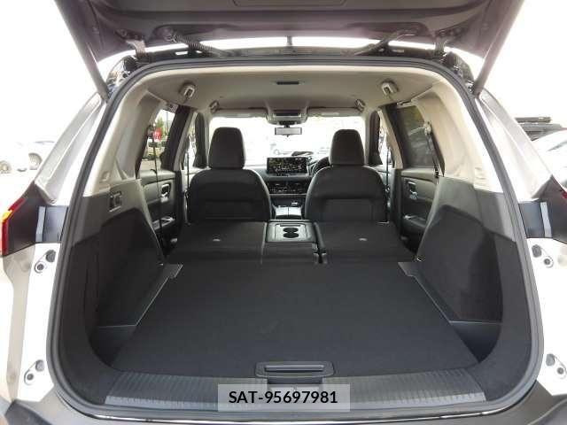 Nissan X-TRAIL HYBRID 2023-05 7331453-24