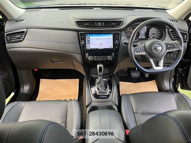 Nissan X-TRAIL HYBRID 2021-03 7331456-2