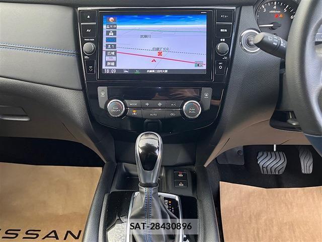 Nissan X-TRAIL HYBRID 2021-03 7331456-3