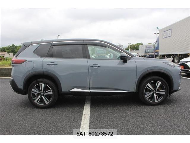 Nissan X-TRAIL HYBRID 2022-12 7360626-8